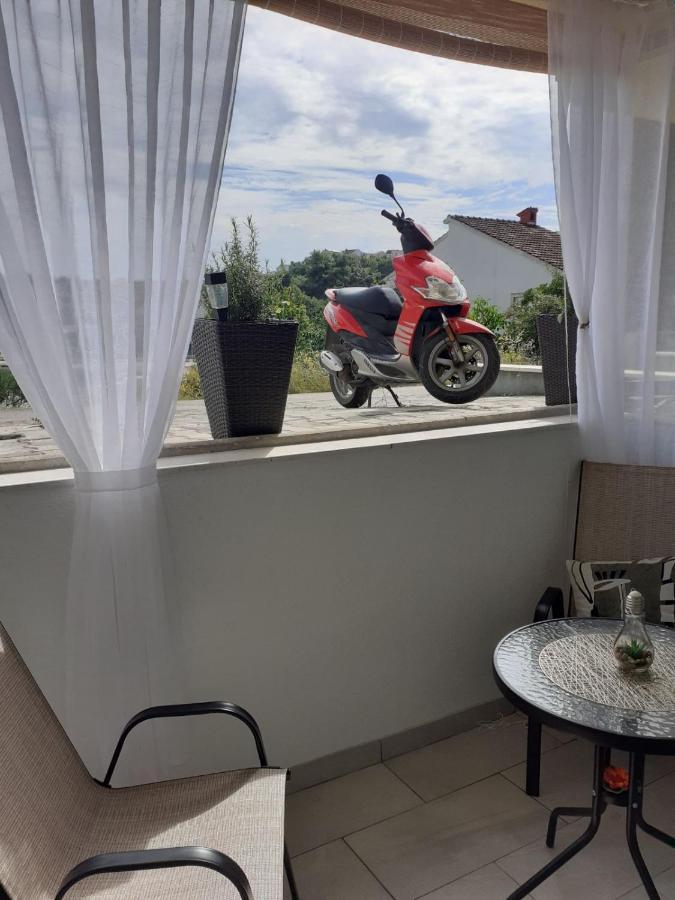 Apartman Pontis Okrug Gornji Trogir Bagian luar foto